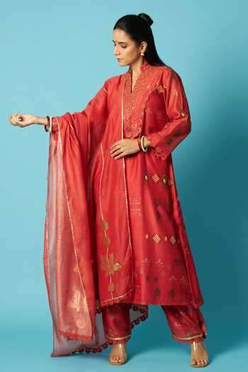 Vedika M Printed Kurta Set