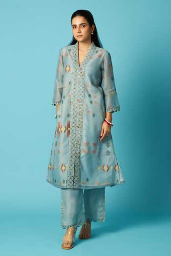 Shop_Vedika M_Blue Chanderi V-neck Printed Kurta Set _Online_at_Aza_Fashions