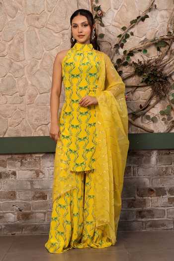 Senren By Eshana Raut Tropical Print Kurta Set 