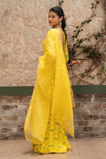 Senren By Eshana Raut Yellow Organza, Crepe Tropical Print Peplum Kurta Sharara Set Online at Aza Fashions Senren By Eshana Raut_Yellow Organza, Crepe Tropical Print Peplum Kurta Sharara Set _Online_at_Aza_Fashions