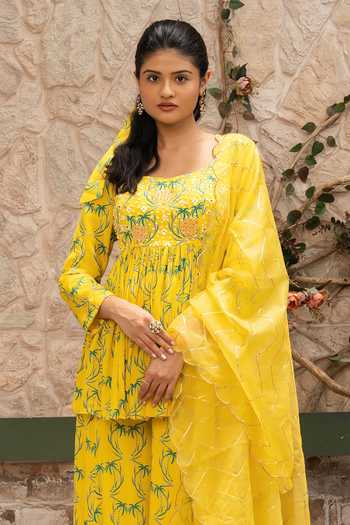 Buy Senren By Eshana Raut Yellow Organza, Crepe Tropical Print Peplum Kurta Sharara Set Online at Aza Fashions Buy_Senren By Eshana Raut_Yellow Organza, Crepe Tropical Print Peplum Kurta Sharara Set _Online_at_Aza_Fashions