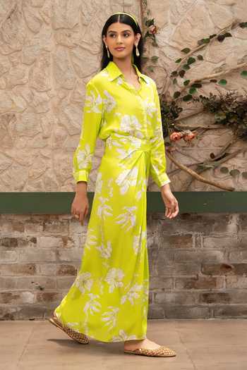 Buy_Senren By Eshana Raut_Green Crepe Floral Print Shirt And Skirt Set _Online_at_Aza_Fashions