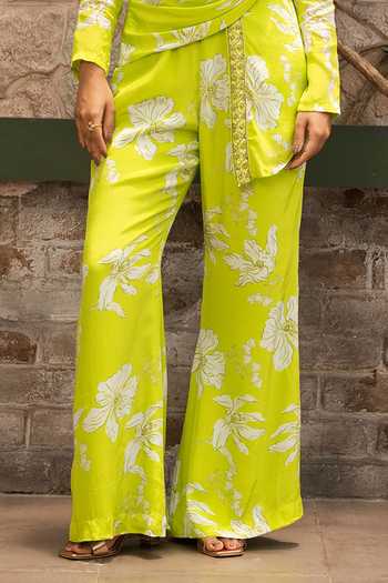 Senren By Eshana Raut Green Crepe Floral Print Draped Top And Pant Set Online at Aza Fashions Senren By Eshana Raut_Green Crepe Floral Print Draped Top And Pant Set _Online_at_Aza_Fashions