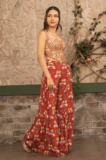 Shop Senren By Eshana Raut Maroon Crepe Sequins, Zari Embroidered Corset And Sharara Set Online at Aza Fashions Shop_Senren By Eshana Raut_Maroon Crepe Sequins, Zari Embroidered Corset And Sharara Set _Online_at_Aza_Fashions