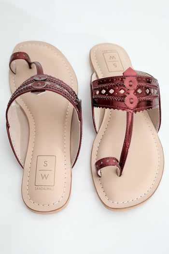 Buy Sandalwali Beige Roxanne Glitzy Maroon Kolhapuri Sandals Online at Aza Fashions Buy_Sandalwali_Beige Roxanne Glitzy Maroon Kolhapuri Sandals _Online_at_Aza_Fashions