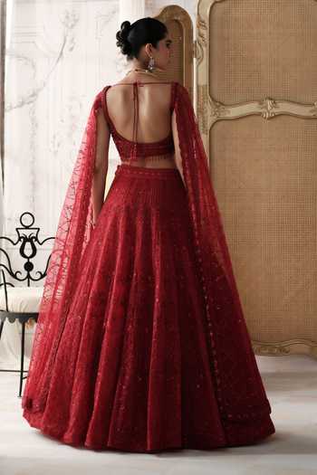 Basanti Kapde aur Koffee Crimson Etoile Embroidered Lehenga Set
