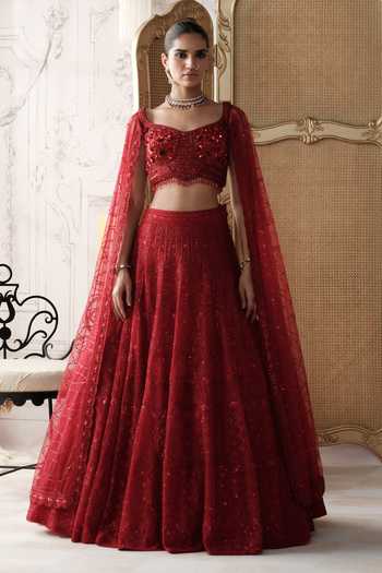 Buy_Basanti Kapde aur Koffee_Red Net Sweetheart Neck Crimson Etoile Embroidered Lehenga Set 