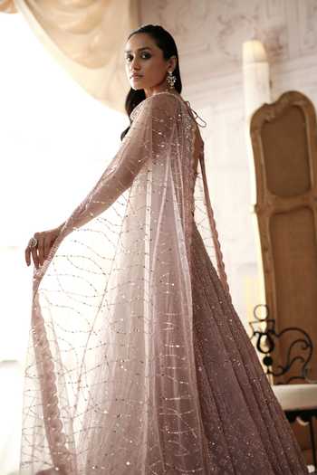 Basanti Kapde aur Koffee Purple Net V-neck Champagne Blush Embroidered Lehenga And Blouse Set Online at Aza Fashions Basanti Kapde aur Koffee_Purple Net V-neck Champagne Blush Embroidered Lehenga And Blouse Set _Online_at_Aza_Fashions