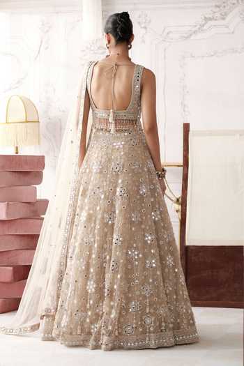 Basanti Kapde aur Koffee Champagne Radiance Embroidered Lehenga Set