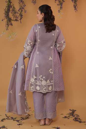 Banera Clara Chanderi Embroidered Kurta Set 