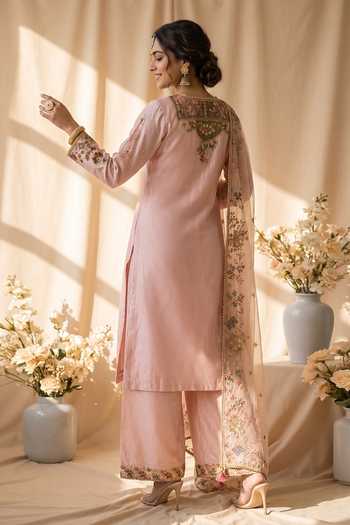 Mandira Wirk Floral Resham Embroidered Chanderi Kurta Set