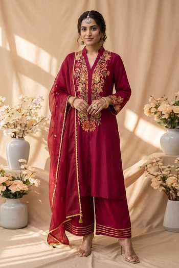 Mandira Wirk Embroidered Kurta Palazzo Set