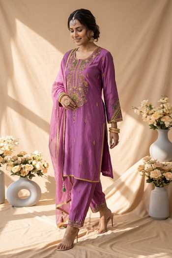Mandira Wirk Floral Resham Embroidered Kurta Set