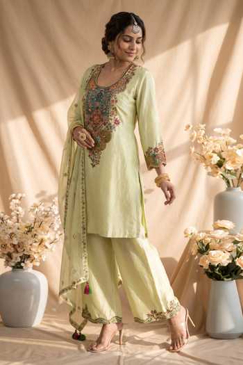 Mandira Wirk Embroidered Kurta Pant Set