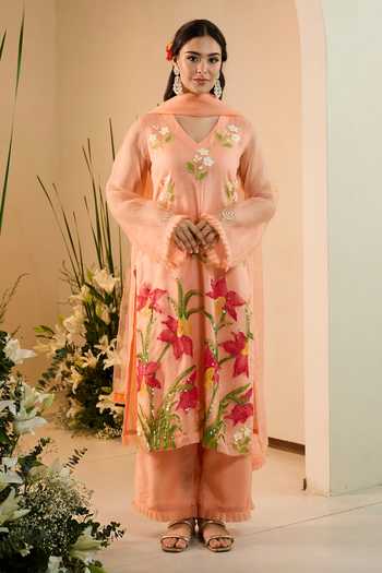Meghstudio Bella Floral Sequin Work Kurta Set