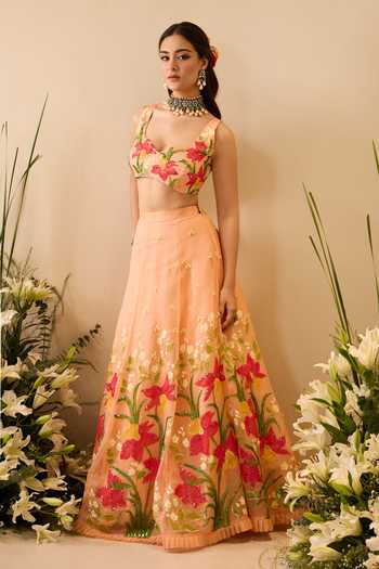 Buy Meghstudio Peach Organza Sweetheart Neck Bella Sequin Embroidered Lehenga Set Buy_Meghstudio_Peach Organza Sweetheart Neck Bella Sequin Embroidered Lehenga Set