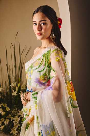 Shop_Meghstudio_White Organza Sweetheart Neck 3d Floral Embroidered Saree And Blouse Set 