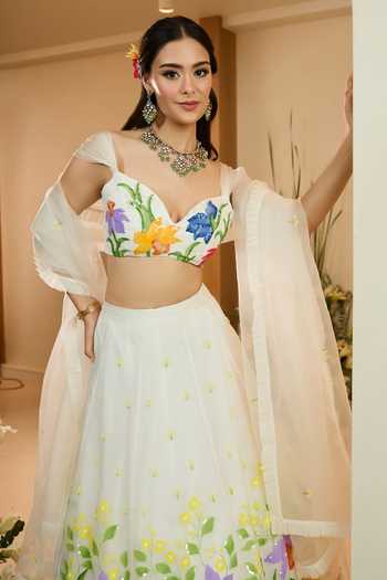 Meghstudio_White Organza Sweetheart Neck Eden Sequin Gathered Embroidered Lehenga _Online_at_Aza_Fashions