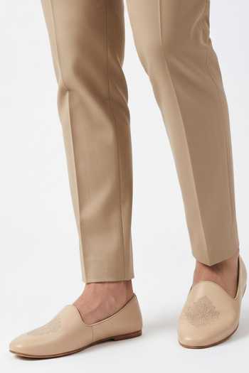 Bubber Couture Mikel Thread Embroidered Juttis 