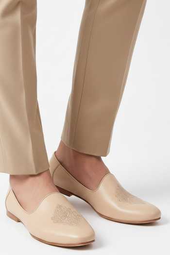 Buy Bubber Couture Beige Mikel Thread Embroidered Juttis Online at Aza Fashions Buy_Bubber Couture_Beige Mikel Thread Embroidered Juttis _Online_at_Aza_Fashions
