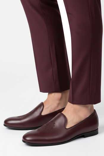Buy Bubber Couture Burgundy Anders Thread Work Juttis Online at Aza Fashions Buy_Bubber Couture_Burgundy Anders Thread Work Juttis _Online_at_Aza_Fashions