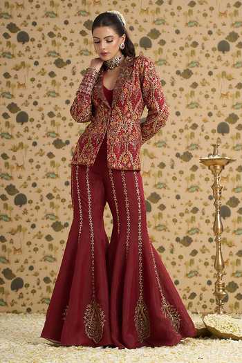 Aayushi Maniar Maroon Organza, Tissue, Georgette Collared Neck, Aarini Jacket Sharara Set at Aza Fashions Aayushi Maniar_Maroon Organza, Tissue, Georgette Collared Neck, Aarini Jacket Sharara Set _at_Aza_Fashions