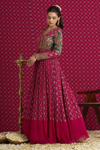 Buy Aayushi Maniar Pink Organza, Silk V-neck Vatika Anarkali With Dupatta Online at Aza Fashions Buy_Aayushi Maniar_Pink Organza, Silk V-neck Vatika Anarkali With Dupatta _Online_at_Aza_Fashions