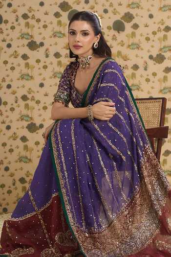 Aayushi Maniar Purple Organza, Silk Square Neck Raw Blouse And Saree Set Online at Aza Fashions Aayushi Maniar_Purple Organza, Silk Square Neck Raw Blouse And Saree Set _Online_at_Aza_Fashions