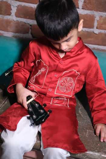 Shop Funny Bones Clothings Red Silk Raag Kurta Pyjama Set Online at Aza Fashions Shop_Funny Bones Clothings_Red Silk Raag Kurta Pyjama Set _Online_at_Aza_Fashions