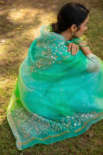 Shop Geroo Jaipur Green Silk, Cotton Round Neck Shaded Embroidered Saree With Blouse Online at Aza Fashions Shop_Geroo Jaipur_Green Silk, Cotton Round Neck Shaded Embroidered Saree With Blouse _Online_at_Aza_Fashions