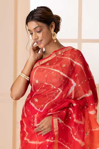 Shop Geroo Jaipur Pink Silk Round Neck Tie Dye Pattern Saree With Blouse Online at Aza Fashions Shop_Geroo Jaipur_Pink Silk Round Neck Tie Dye Pattern Saree With Blouse _Online_at_Aza_Fashions