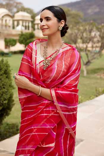 Shop_Geroo Jaipur_Red Silk Leheriya Pattern Saree With Blouse _Online_at_Aza_Fashions