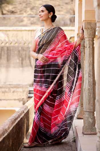 Buy Geroo Jaipur Black Silk Round Neck Leheriya Stripe Pattern Saree With Blouse Online at Aza Fashions Buy_Geroo Jaipur_Black Silk Round Neck Leheriya Stripe Pattern Saree With Blouse _Online_at_Aza_Fashions