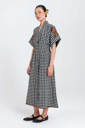 Jodi Groove Handloom Midi Dress 