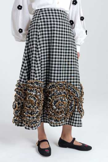 Jodi_Black Cotton Groove Handloom Skirt _at_Aza_Fashions