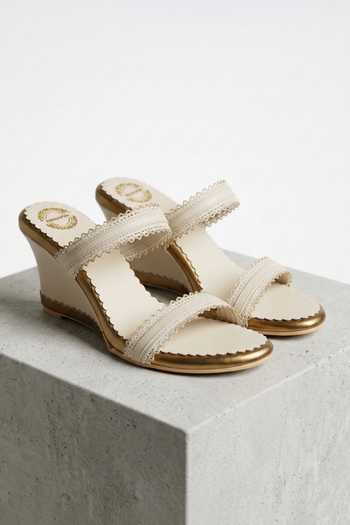 Buy Modanta Footwear Cream Lace Scallop Wedges Online at Aza Fashions Buy_Modanta Footwear_Cream Lace Scallop Wedges _Online_at_Aza_Fashions