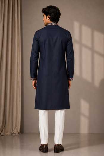 Varoin Marwah Blue Floral Embroidred Kurta 
