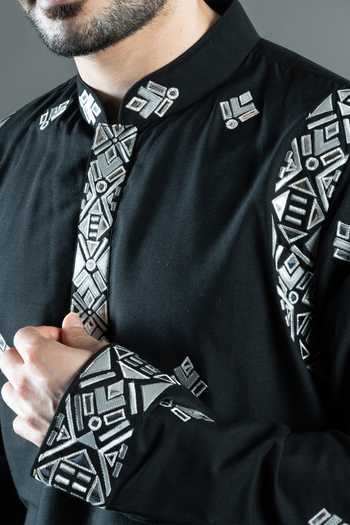 Varoin Marwah Black Silk Silver Mosaic Embroidered Kurta Set at Aza Fashions Varoin Marwah_Black Silk Silver Mosaic Embroidered Kurta Set _at_Aza_Fashions