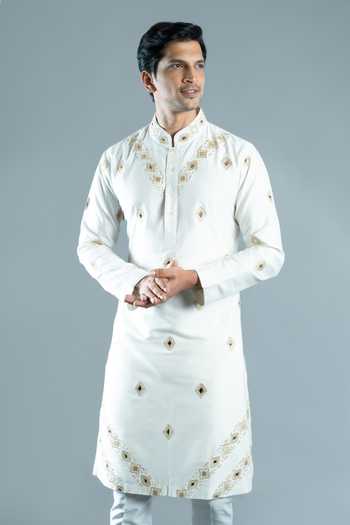 Varoin Marwah White Silk The Mosaic Embroidered Kurta Set at Aza Fashions Varoin Marwah_White Silk The Mosaic Embroidered Kurta Set _at_Aza_Fashions