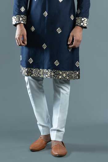 Varoin Marwah_Blue Silk The Stars Cast Embroidered Kurta Set _Online_at_Aza_Fashions