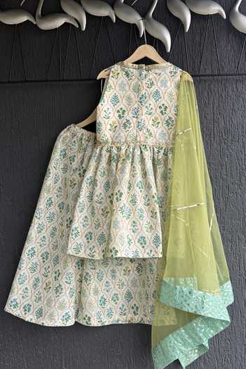 Buy The Little Tales Green Silk, Cotton, Net Floral Print Kurta Set Buy_The Little Tales_Green Silk, Cotton, Net Floral Print Kurta Set