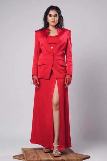 Ahi Clothing_Red Crepe, Satin Sweetheart Neck Rosemary Scarlet Skirt Set _Online_at_Aza_Fashions