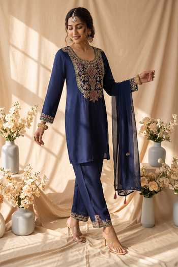 Mandira Wirk Floral Resham Embroidered Kurta Set