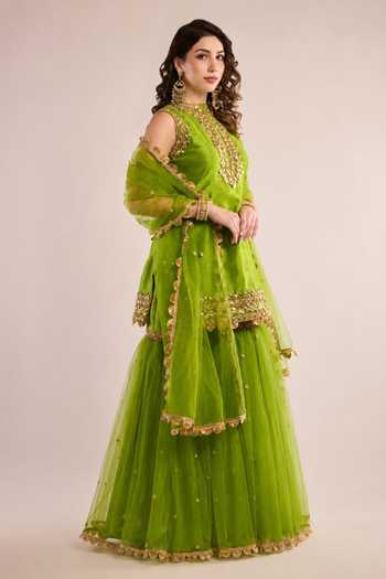 Saina Kapoor Green Dupion, Net High Neck Embroidered Kurta Set Online at Aza Fashions Saina Kapoor_Green Dupion, Net High Neck Embroidered Kurta Set _Online_at_Aza_Fashions