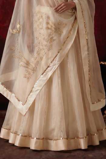 Buy_Neelu And Manvi_Ivory Silk, Organza Sweetheart Neck Skirt Set _Online_at_Aza_Fashions