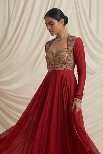 Buy Neelu And Manvi Red Chinon Sweetheart Neck, Yes Ruby Royale Anarkali With Dupatta Online at Aza Fashions Buy_Neelu And Manvi_Red Chinon Sweetheart Neck, Yes Ruby Royale Anarkali With Dupatta _Online_at_Aza_Fashions