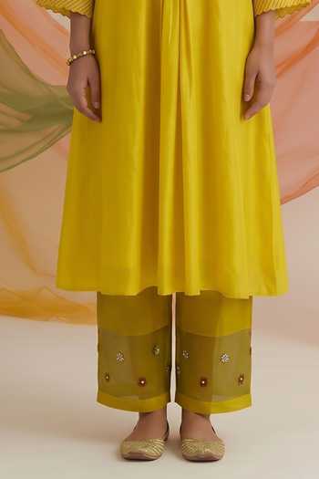 Neelu And Manvi Yellow Organza, Georgette, Satin Round Neck Embroidered Kurta Pant Set Online at Aza Fashions Neelu And Manvi_Yellow Organza, Georgette, Satin Round Neck Embroidered Kurta Pant Set _Online_at_Aza_Fashions