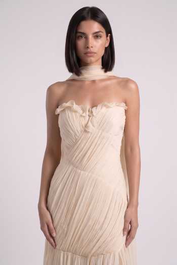 Pinup By Astha Off White Chiffon Sweetheart Neck Shoulder Draped Gown Online at Aza Fashions Pinup By Astha_Off White Chiffon Sweetheart Neck Shoulder Draped Gown _Online_at_Aza_Fashions