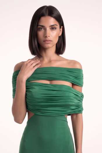 Pinup By Astha Emerald Green Lycra Off-shoulder Off Gown Online at Aza Fashions Pinup By Astha_Emerald Green Lycra Off-shoulder Off Gown _Online_at_Aza_Fashions