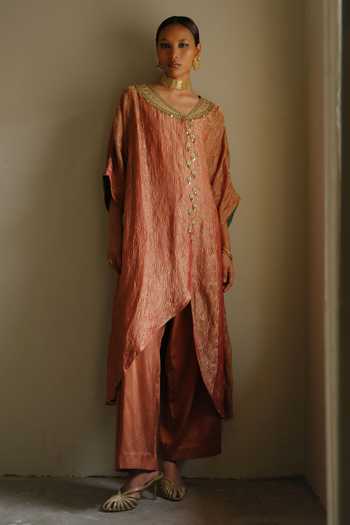 Alam By Tulsi Patel Kadambari Collar Embroidered Kurta & Pant Set 
